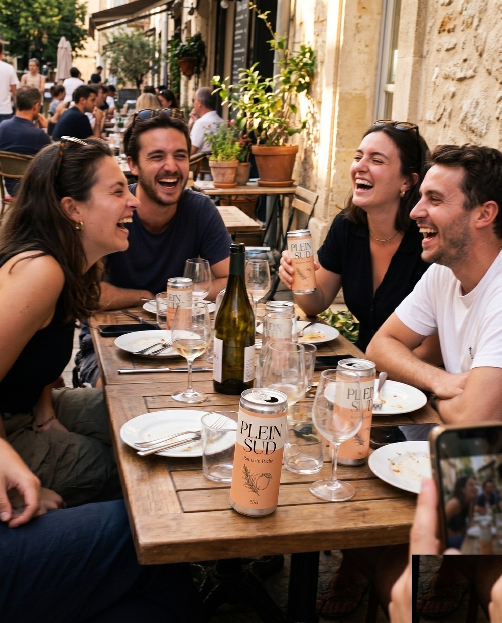 Éclats de rire en terrasse avec Plein Sud